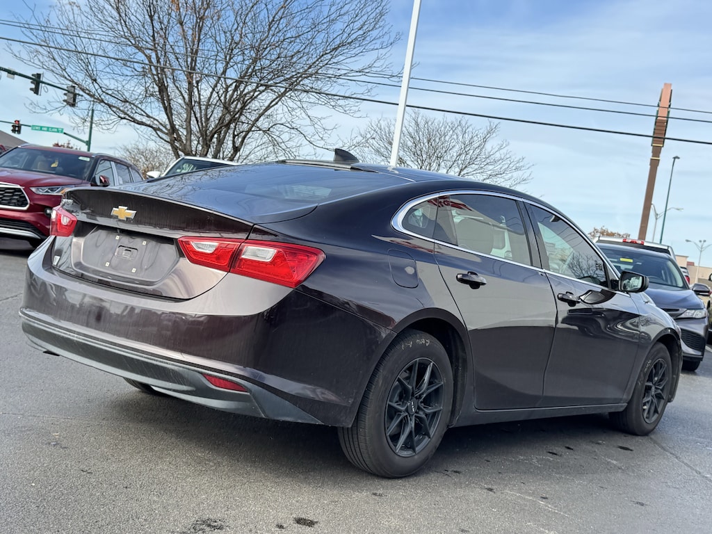 Used 2020 Chevrolet Malibu LS w/1FL Sedan