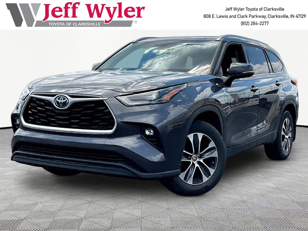Used 2022 Toyota Highlander Hybrid XLE SUV