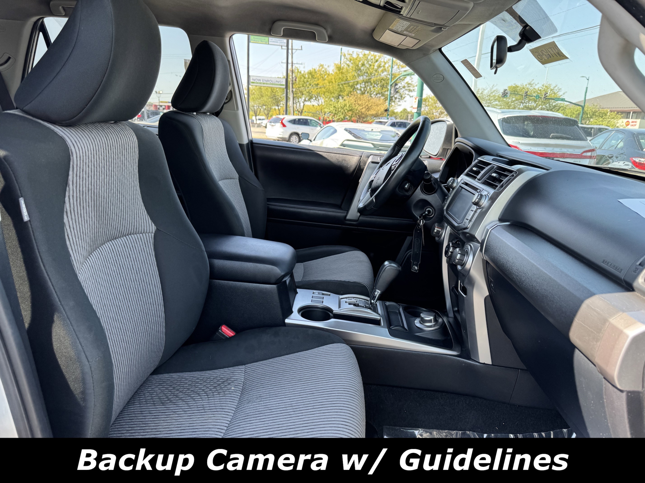 2018 Toyota 4Runner SR5 photo 3