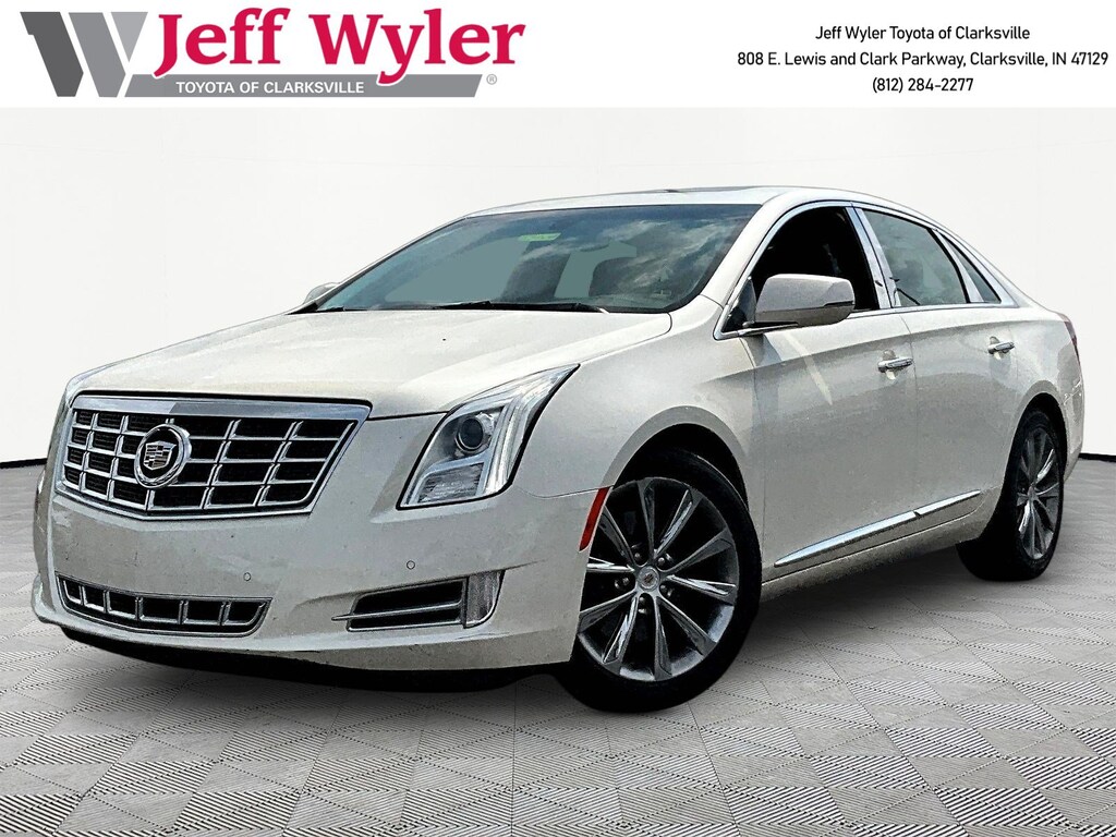 Used 2013 CADILLAC XTS Luxury Sedan