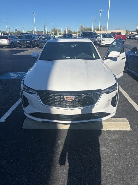 2020 Cadillac CT4 Premium Luxury photo 2