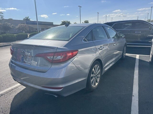 2017 Hyundai Sonata Limited photo 3