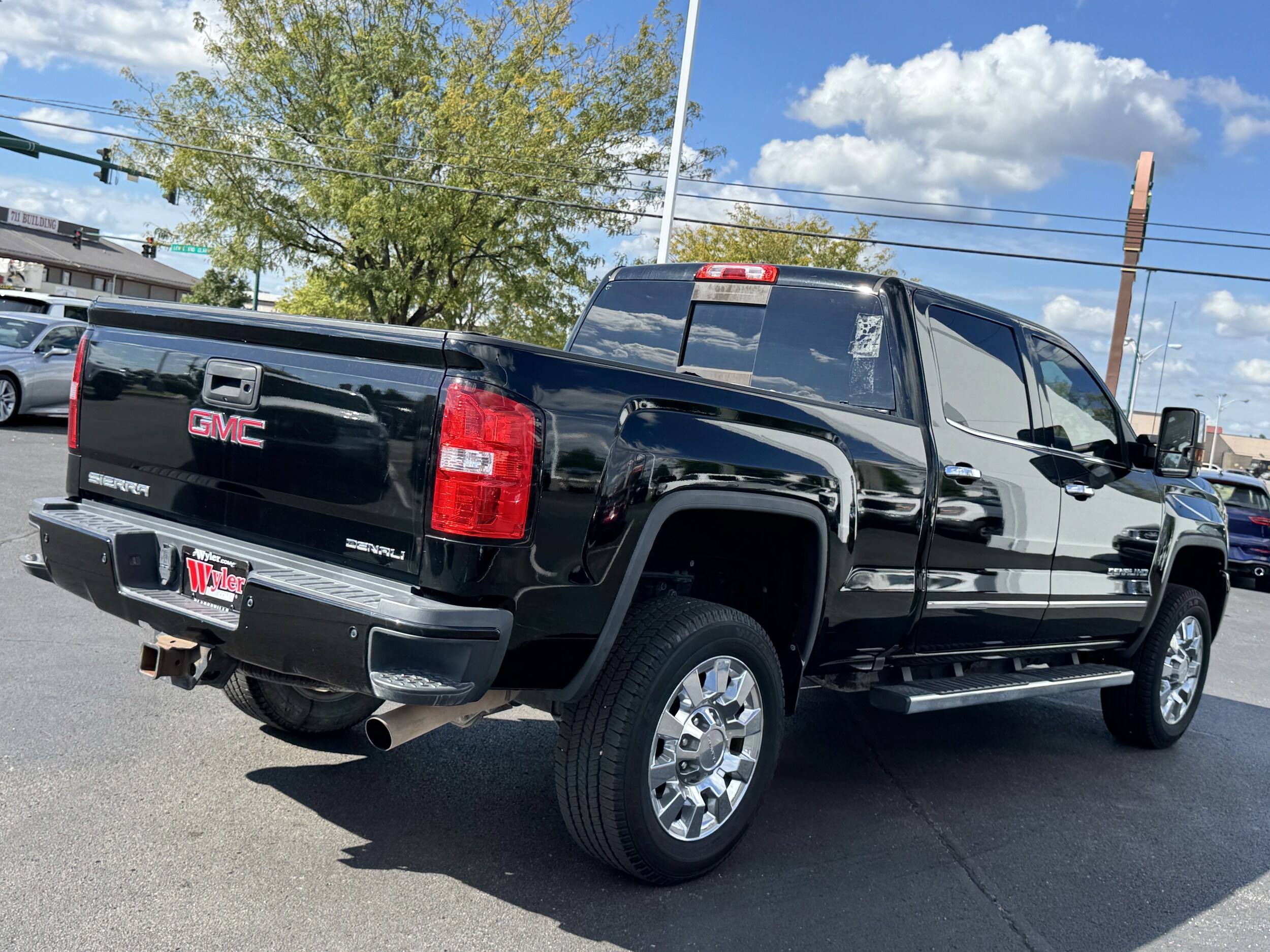 2017 Gmc Sierra Denali photo 3