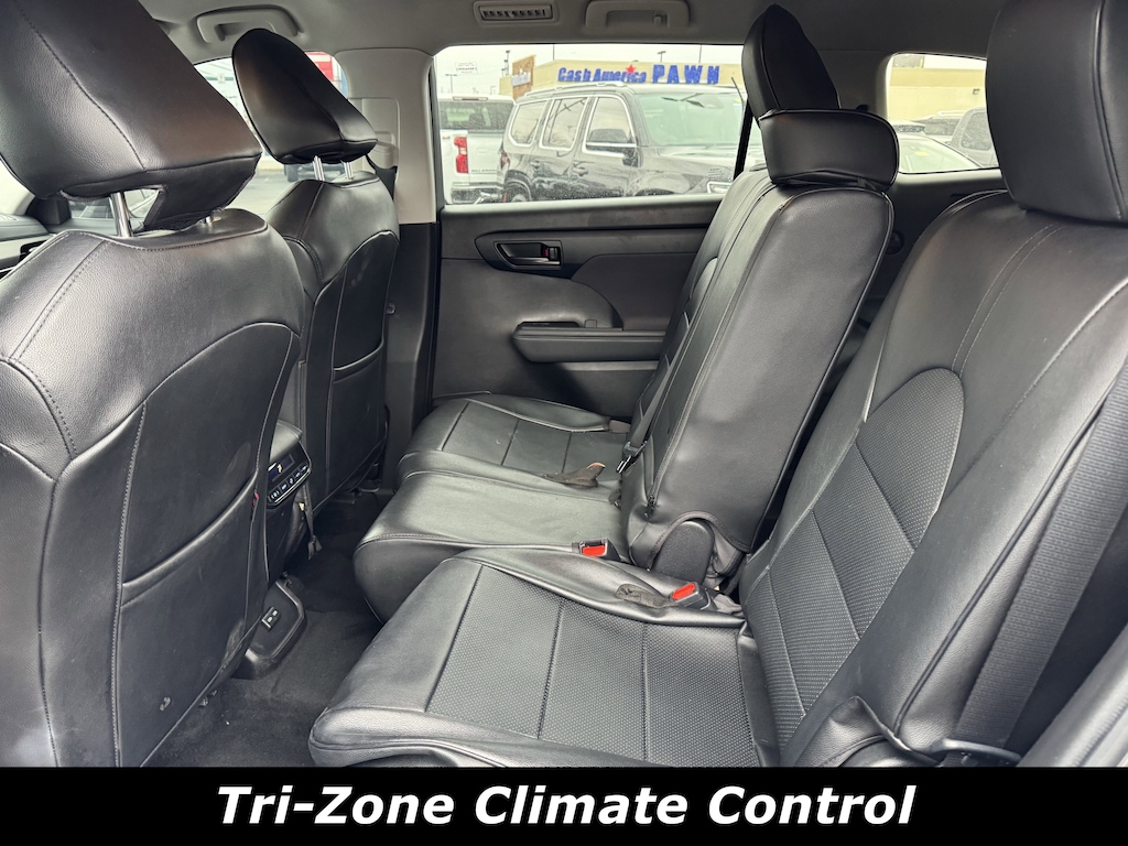 Used 2022 Toyota Highlander LE SUV