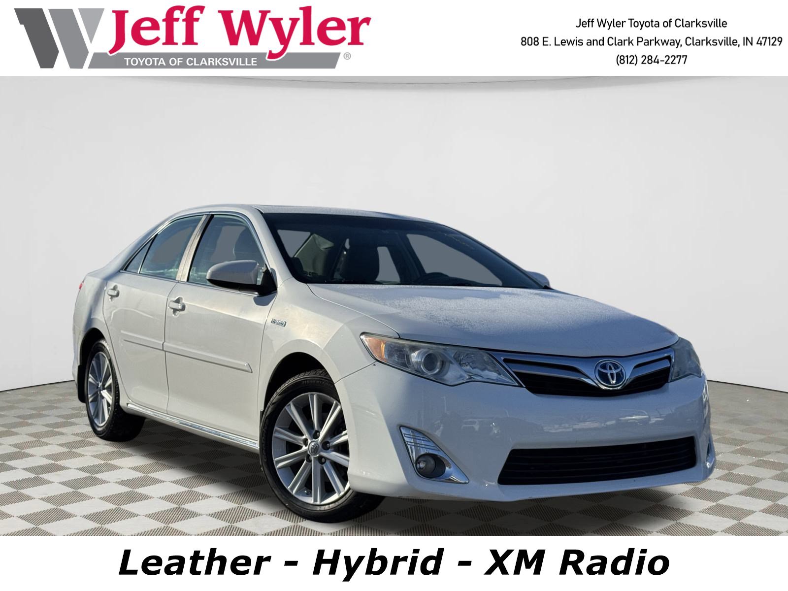 2014 Toyota Camry XLE Hybrid