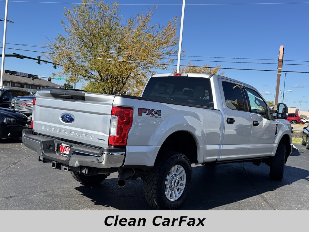 Used 2017 Ford F-250  Truck Crew Cab
