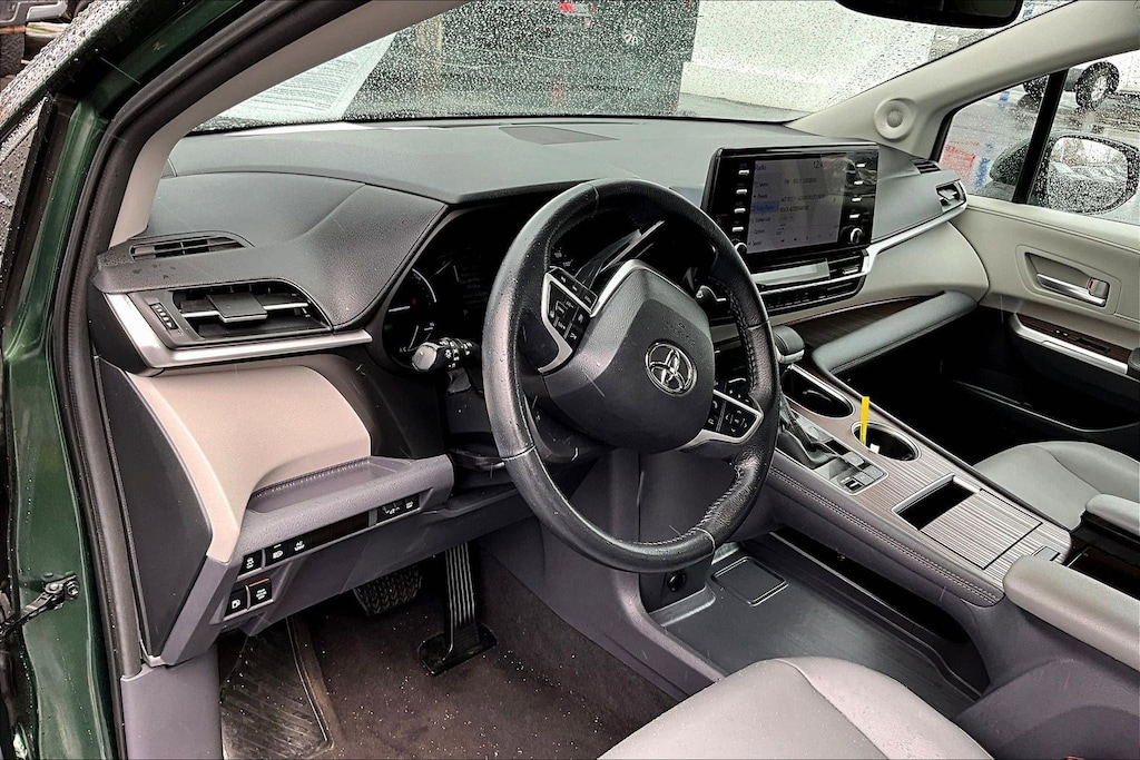 Used 2024 Toyota Sienna XLE 7 Passenger Van Passenger Van