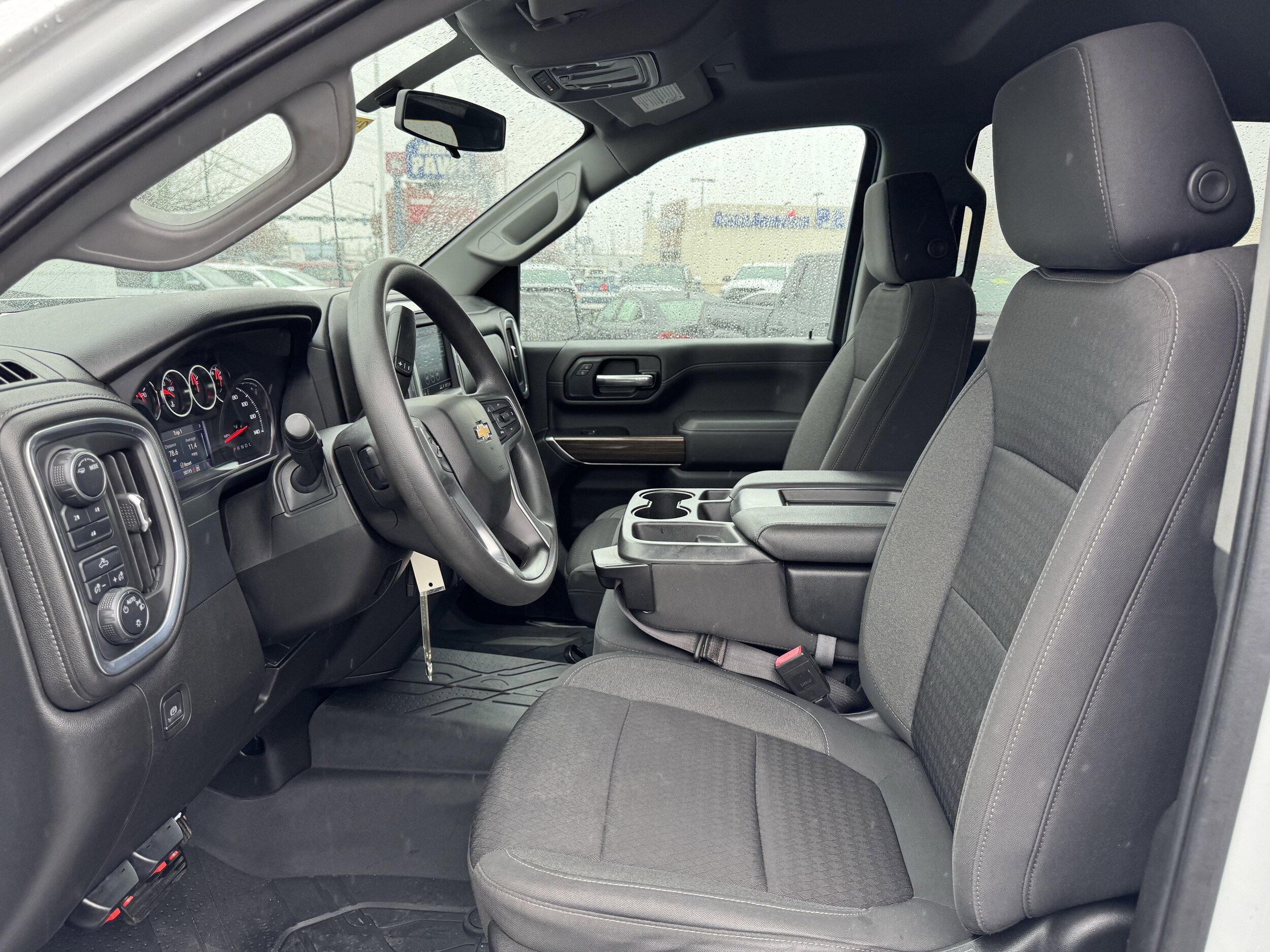 2022 Chevrolet Silverado 2500HD LT photo 3