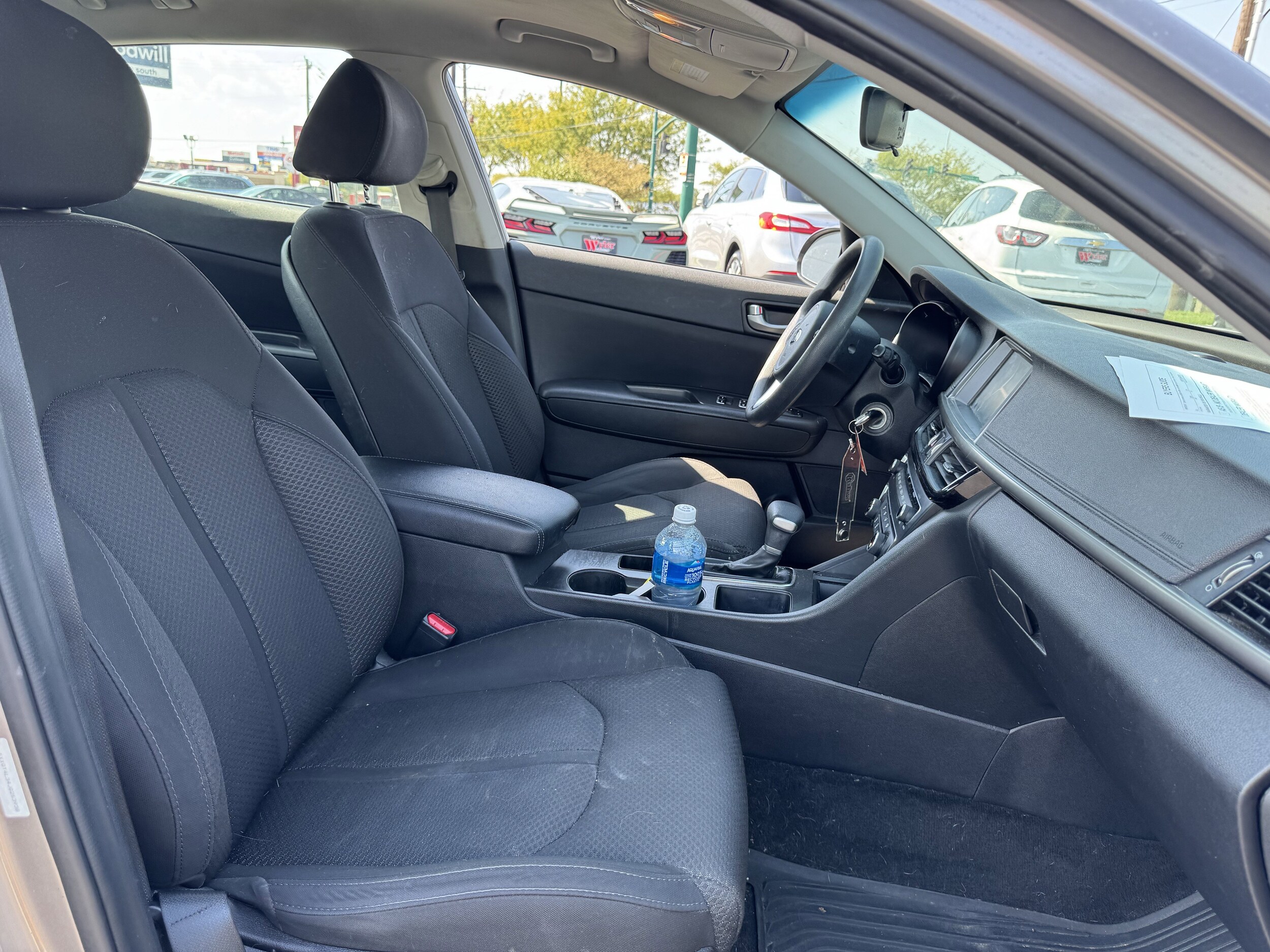 2018 Kia Optima LX photo 3