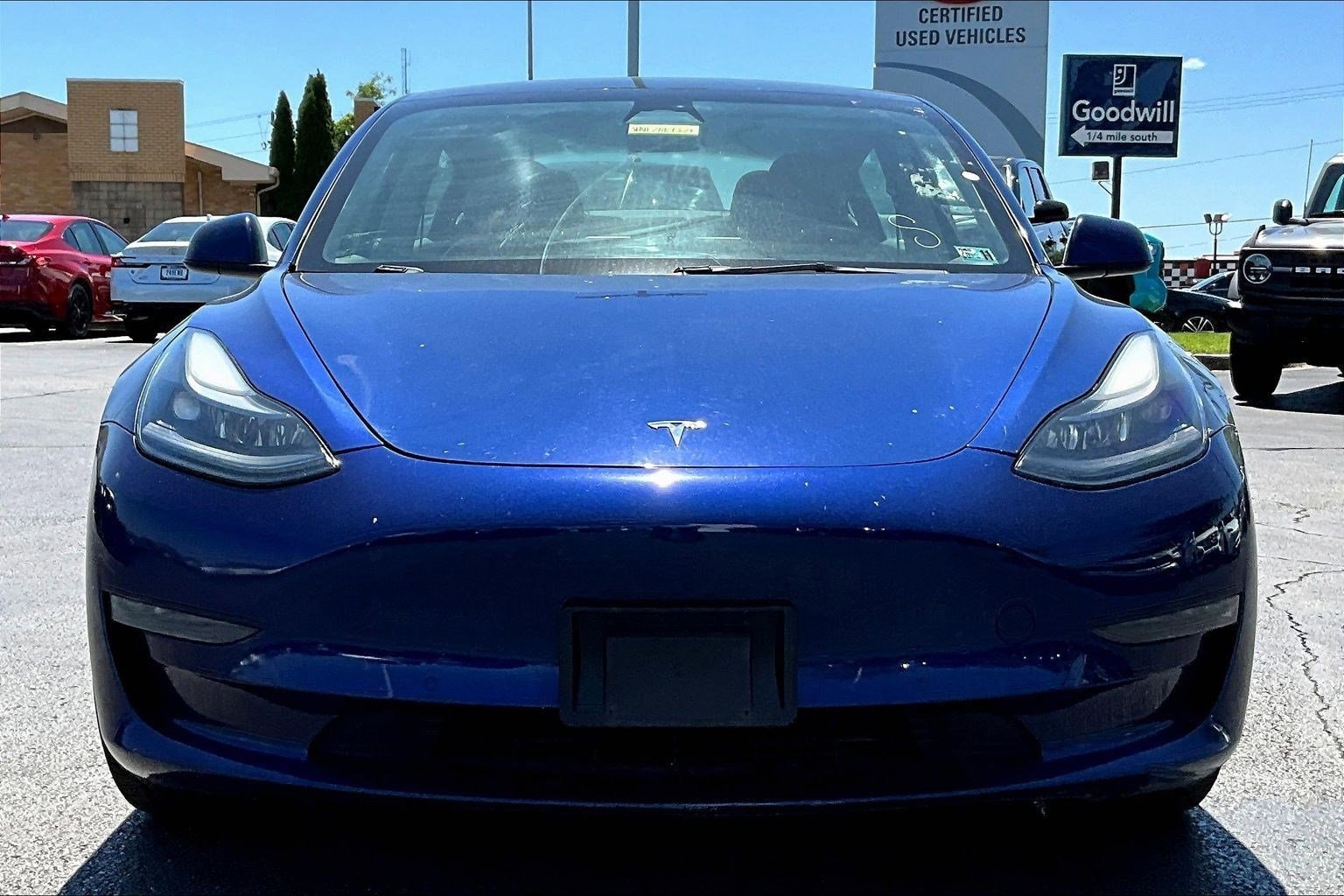 Used 2022 Tesla Model 3 Base with VIN 5YJ3E1EA9NF286932 for sale in Clarksville, IN