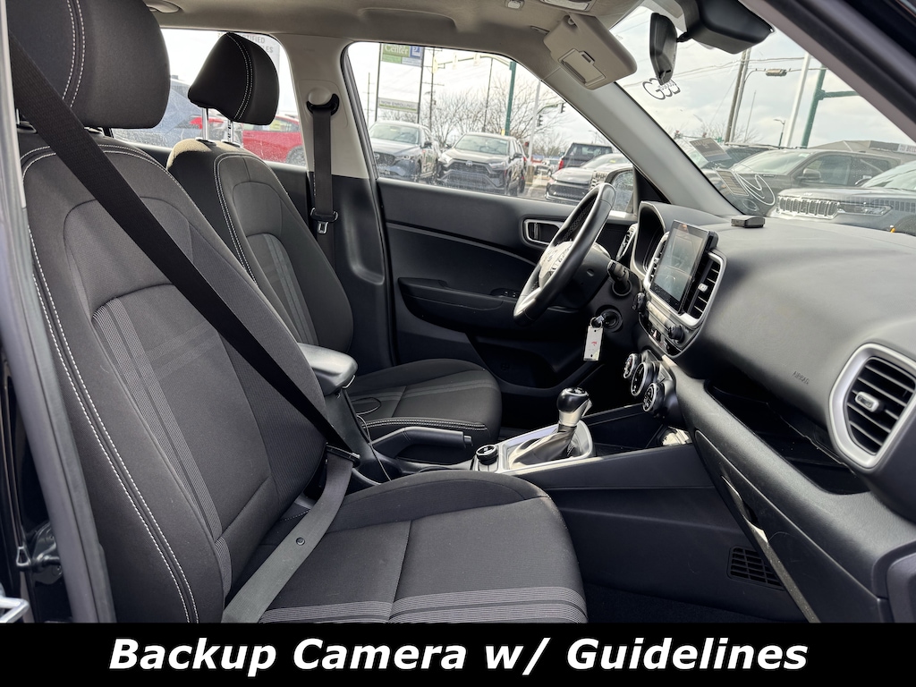 Used 2023 Hyundai Venue SEL SUV