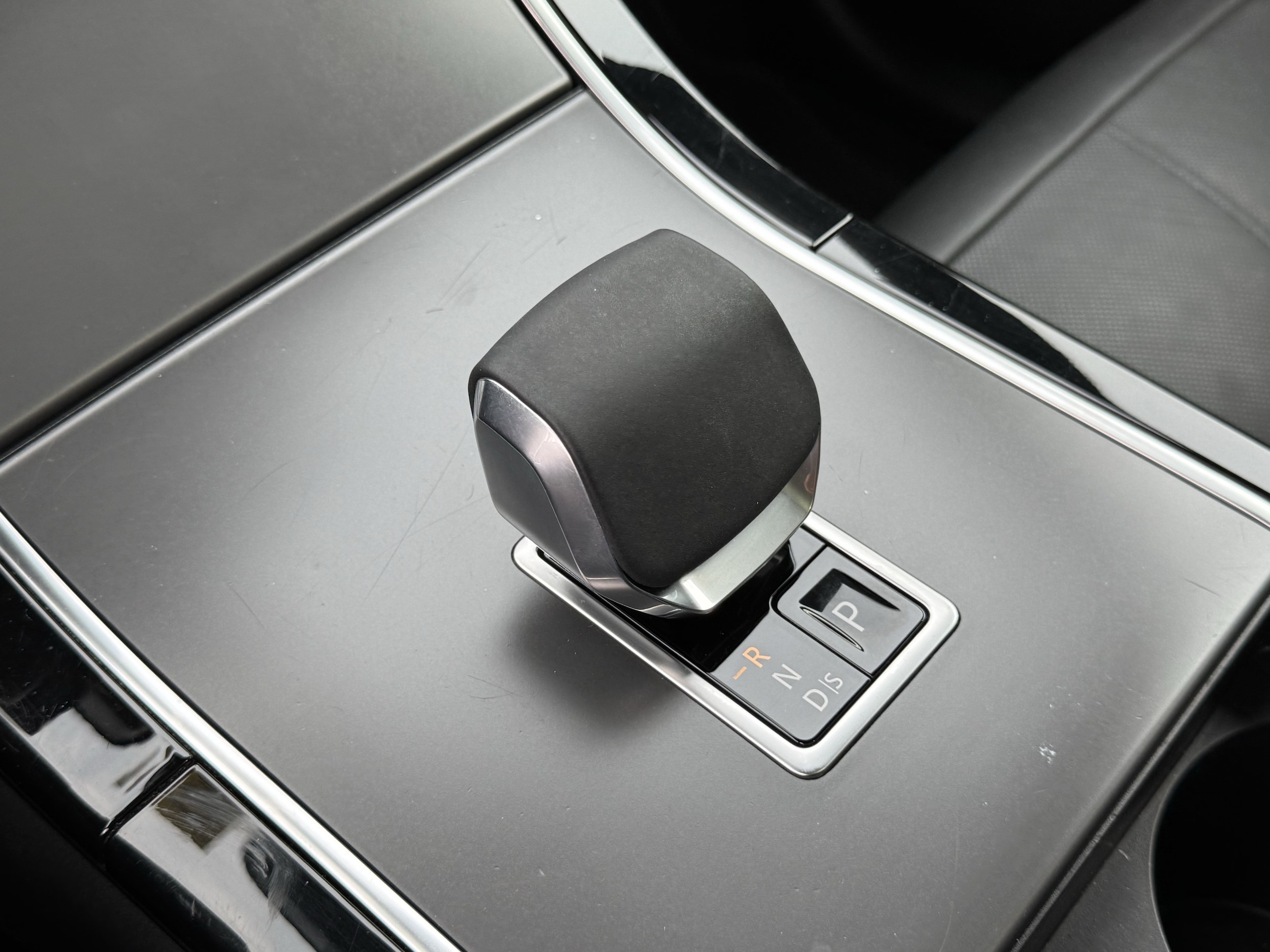 2025 Land Rover Range Rover Velar Dynamic SE - Photo 32