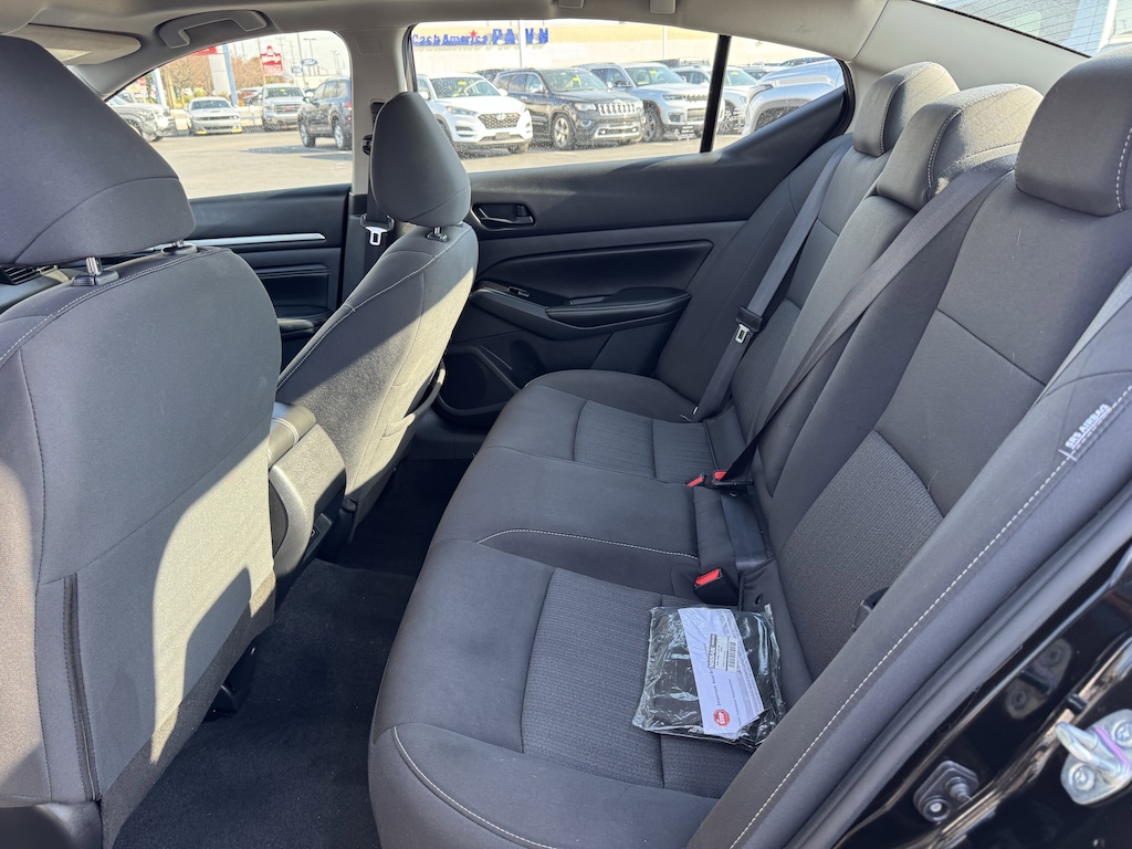 Used 2023 Nissan Altima 2.5 SV Sedan