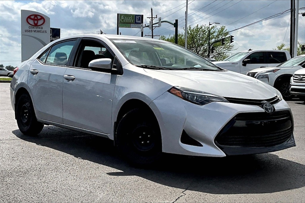 Used 2018 Toyota Corolla LE Sedan