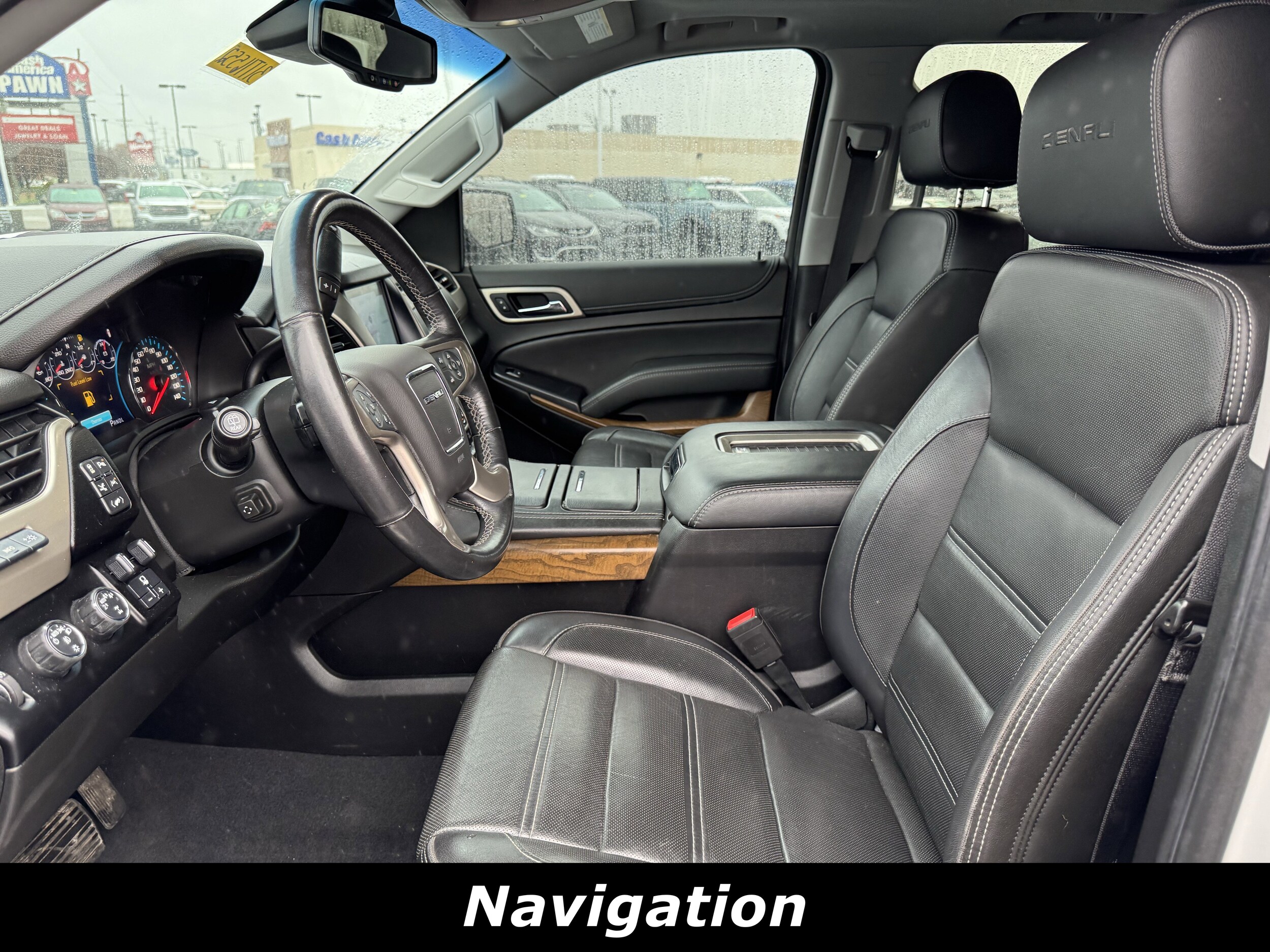 2019 Gmc Yukon Denali photo 2