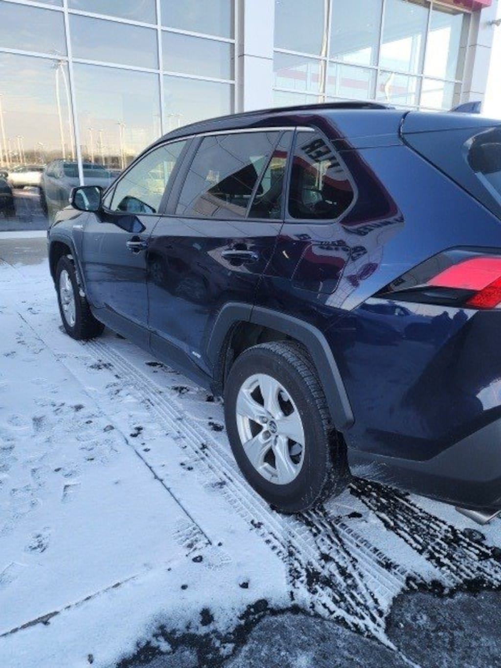 Used 2019 Toyota RAV4 Hybrid XLE SUV