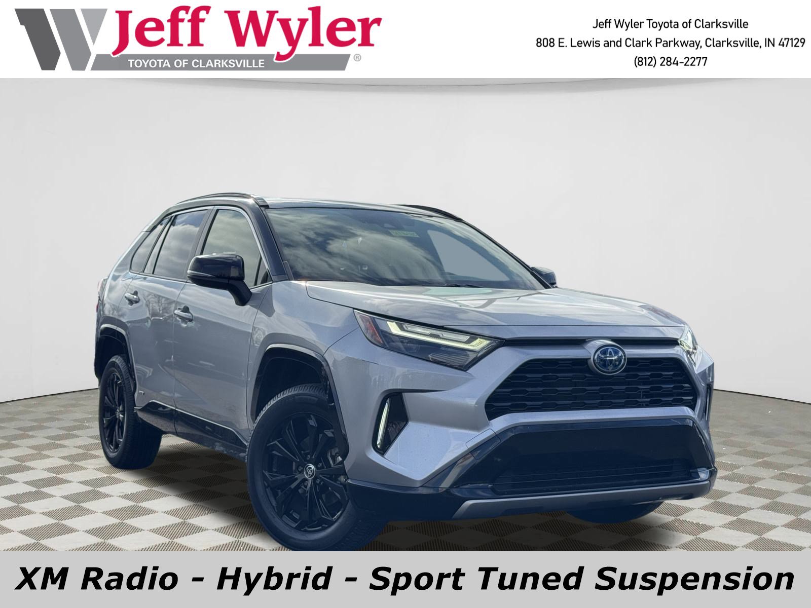 2023 Toyota RAV4 XSE's photo