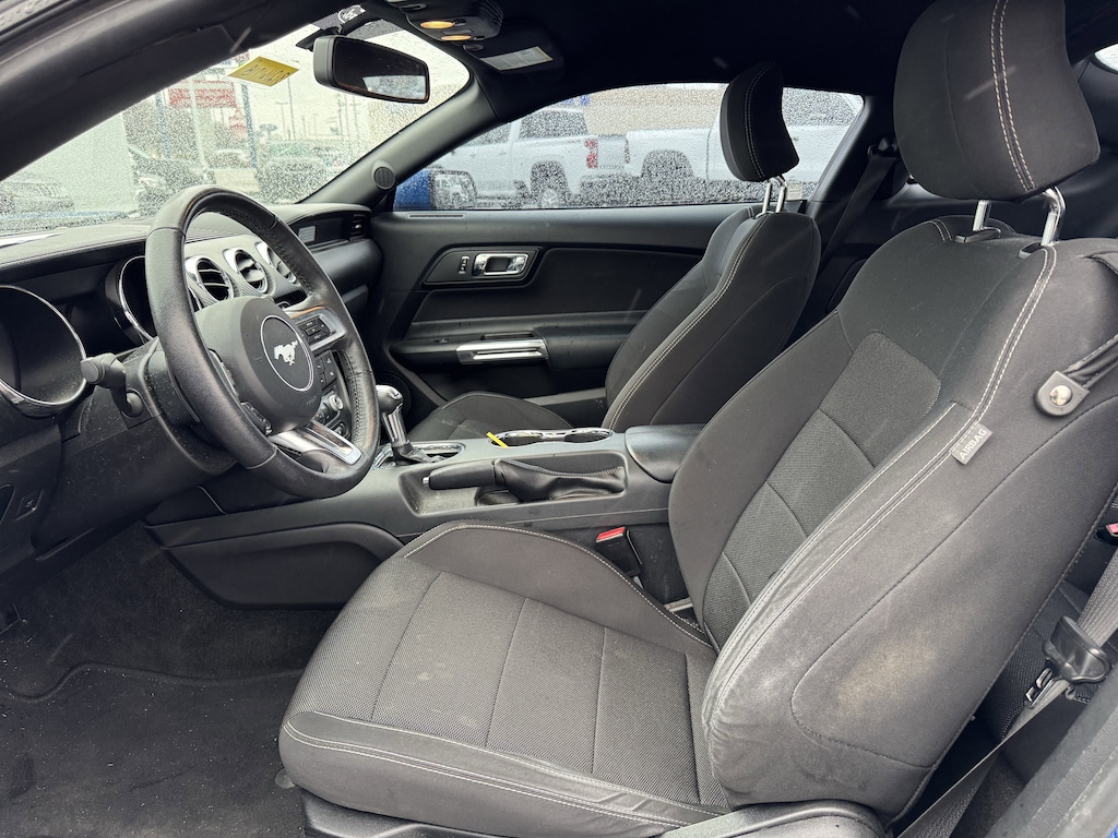 Used 2017 Ford Mustang V6 Coupe