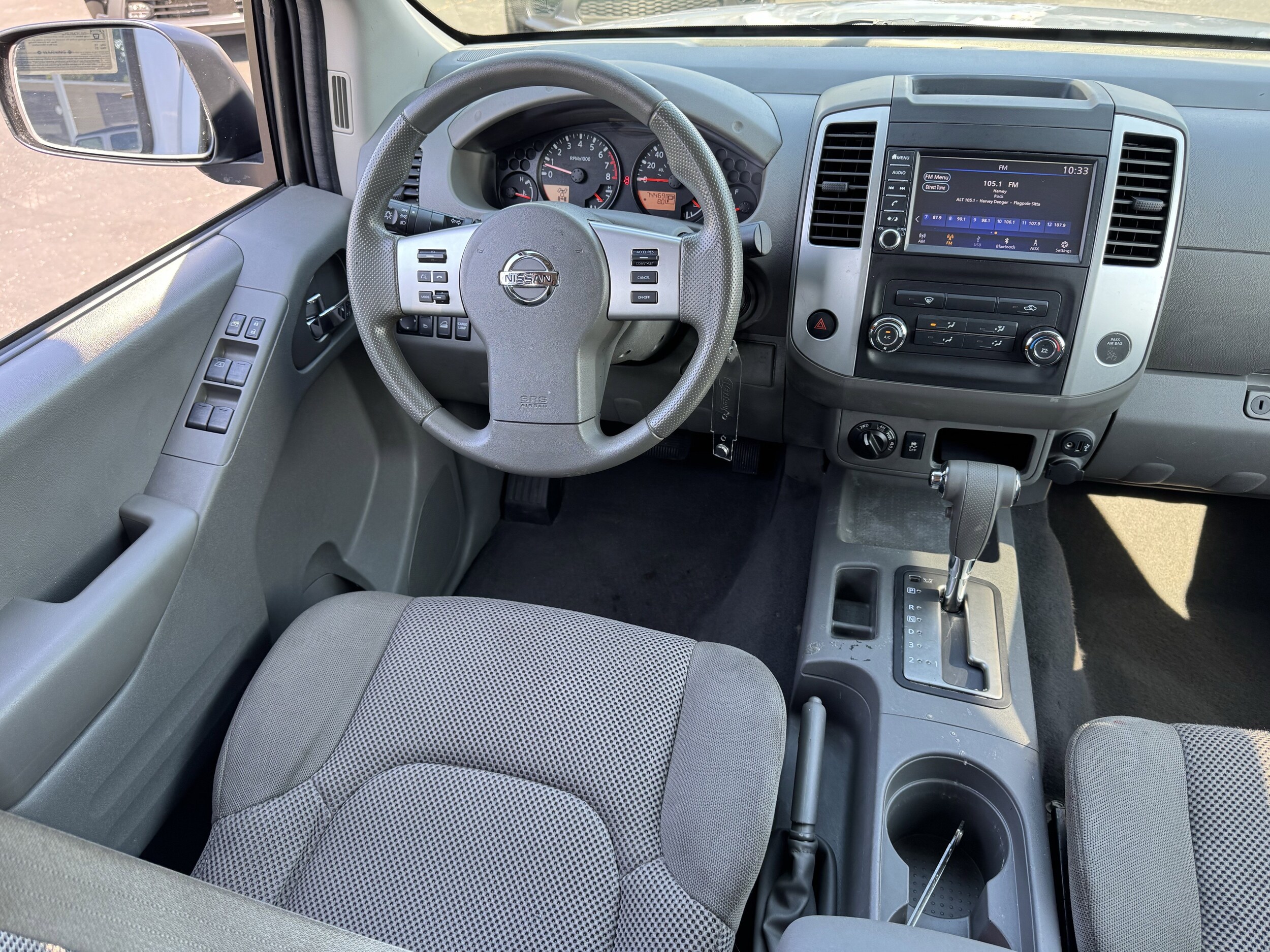 2019 Nissan Frontier SV photo 2