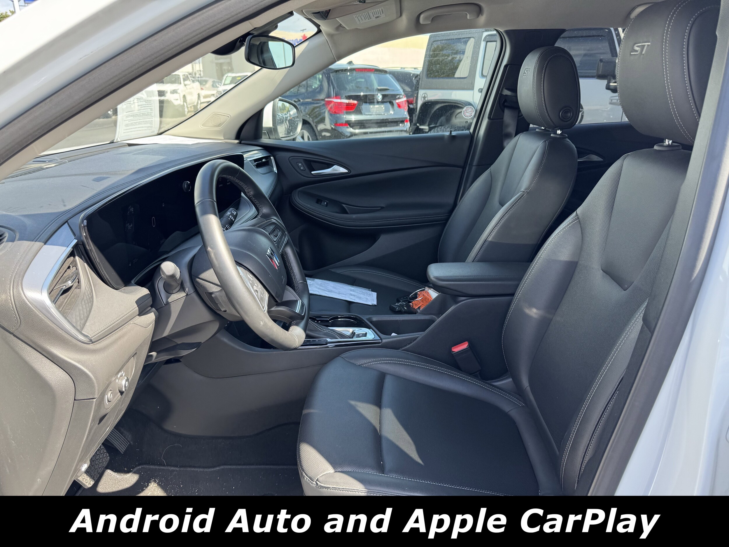 2024 Buick Encore GX Sport Touring photo 3