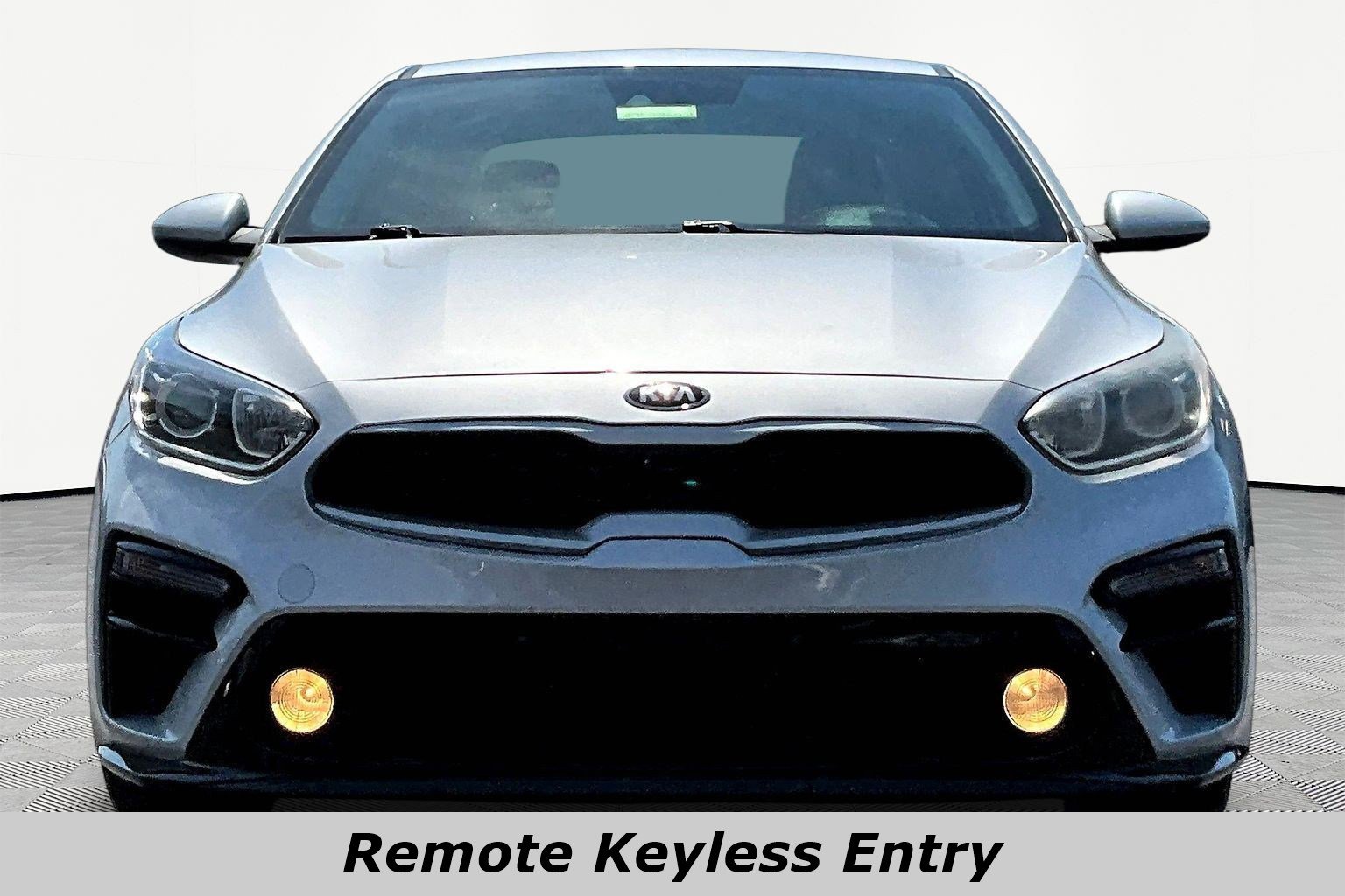 Used 2021 Kia Forte LXS with VIN 3KPF24AD0ME390513 for sale in Clarksville, IN