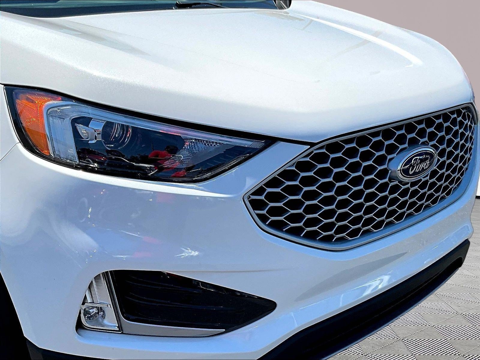 2024 Ford Edge SEL - Photo 36