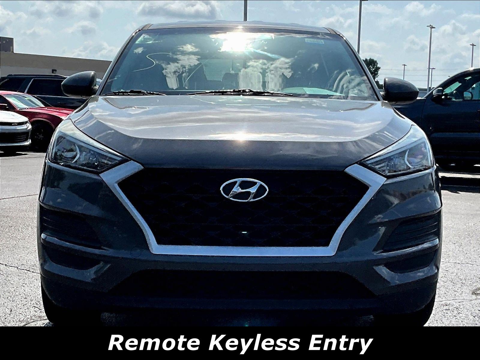 Used 2020 Hyundai Tucson SE with VIN KM8J23A45LU266091 for sale in Clarksville, IN