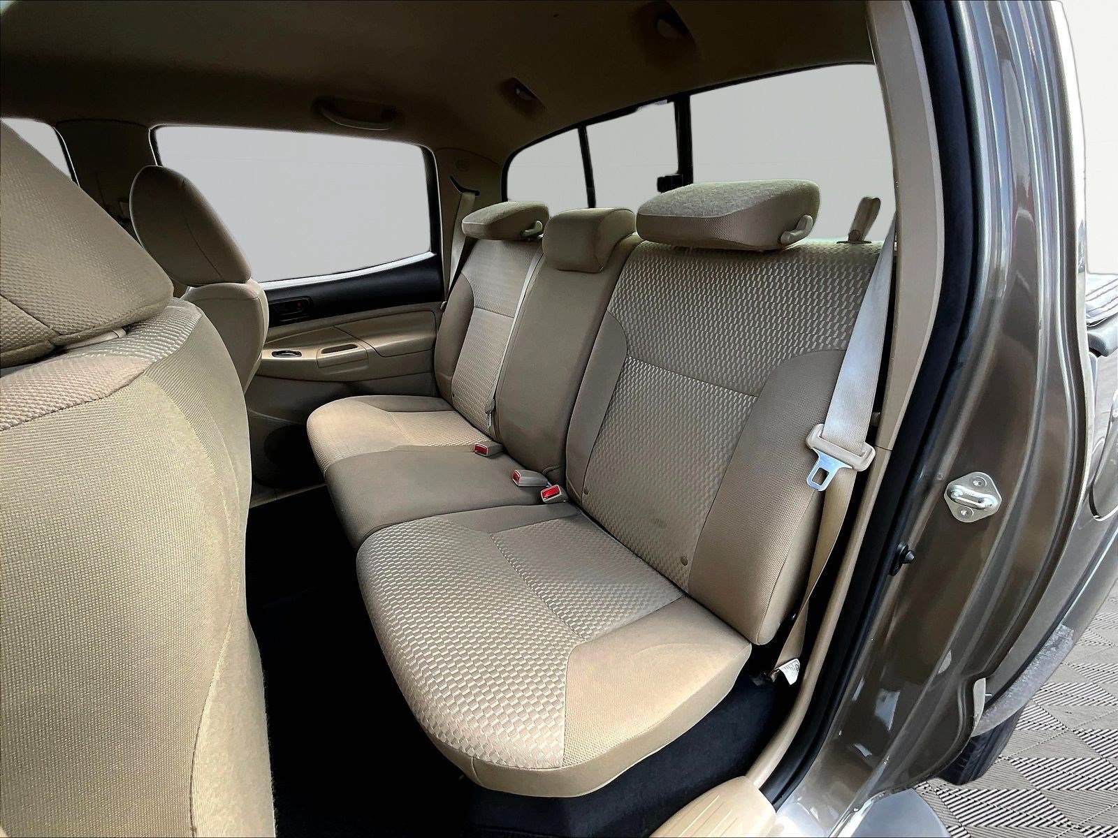 2015 Toyota Tacoma PreRunner - Photo 26
