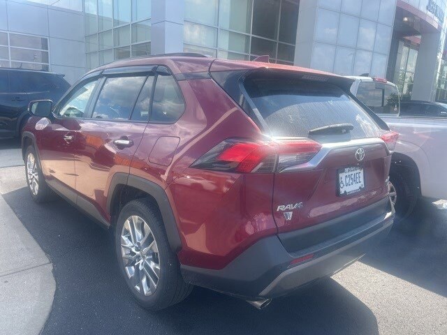 2021 Toyota RAV4 Limited photo 3