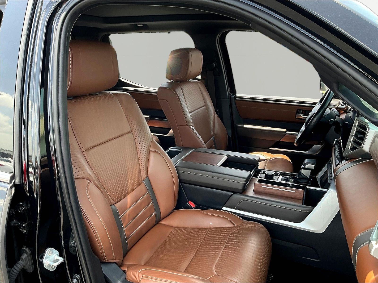 2024 Toyota Tundra 1794 Edition - Photo 33