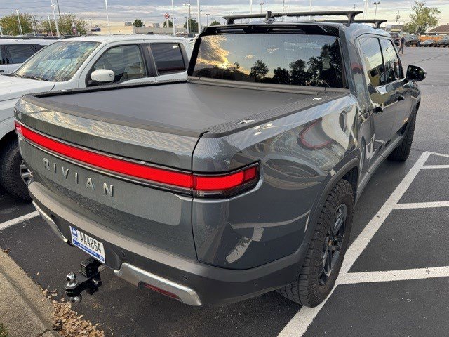 Used 2022 Rivian R1T Adventure with VIN 7FCTGAAA4NN013103 for sale in Clarksville, IN