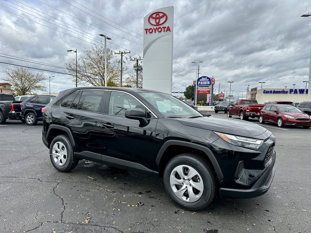 New 2025 Toyota RAV4 LE SUV