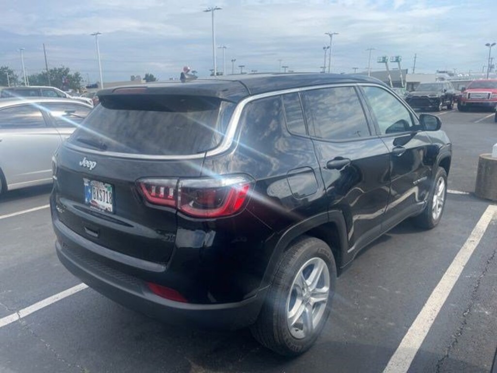 Used 2023 Jeep Compass Sport SUV