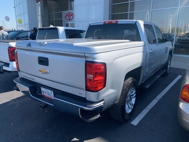 2017 Chevrolet Silverado 1500 photo 3