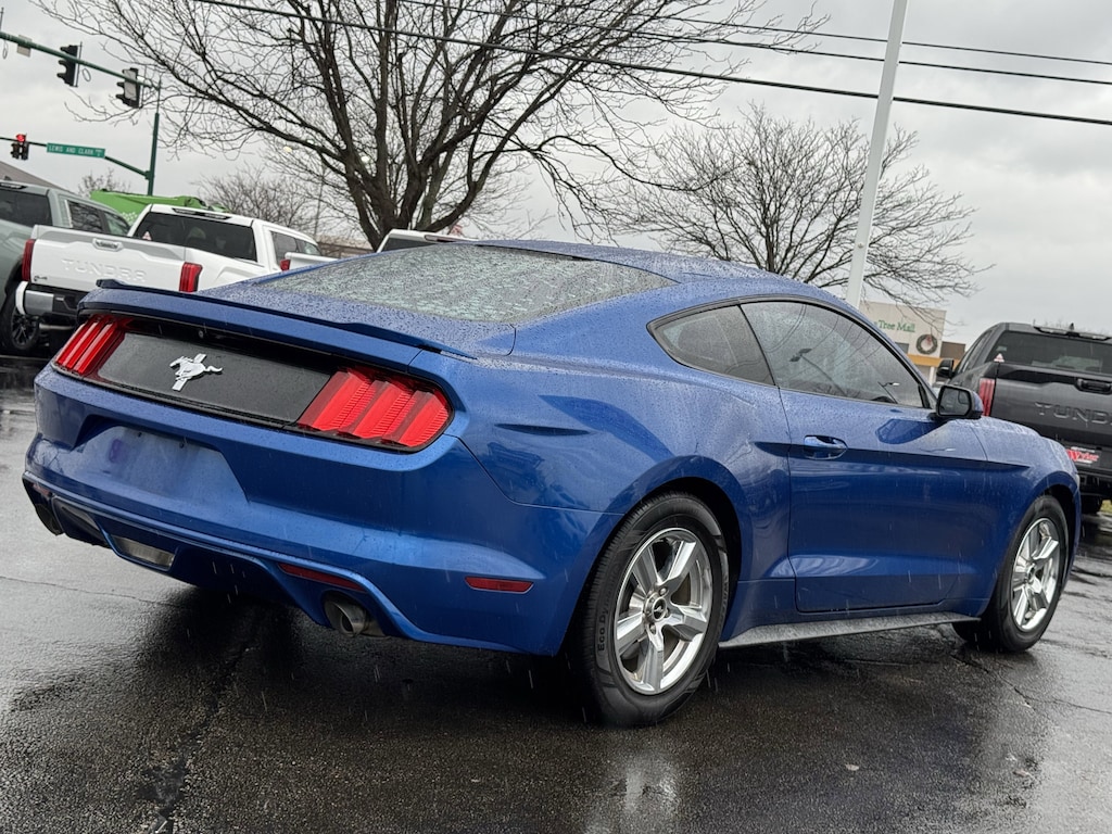 Used 2017 Ford Mustang V6 Coupe