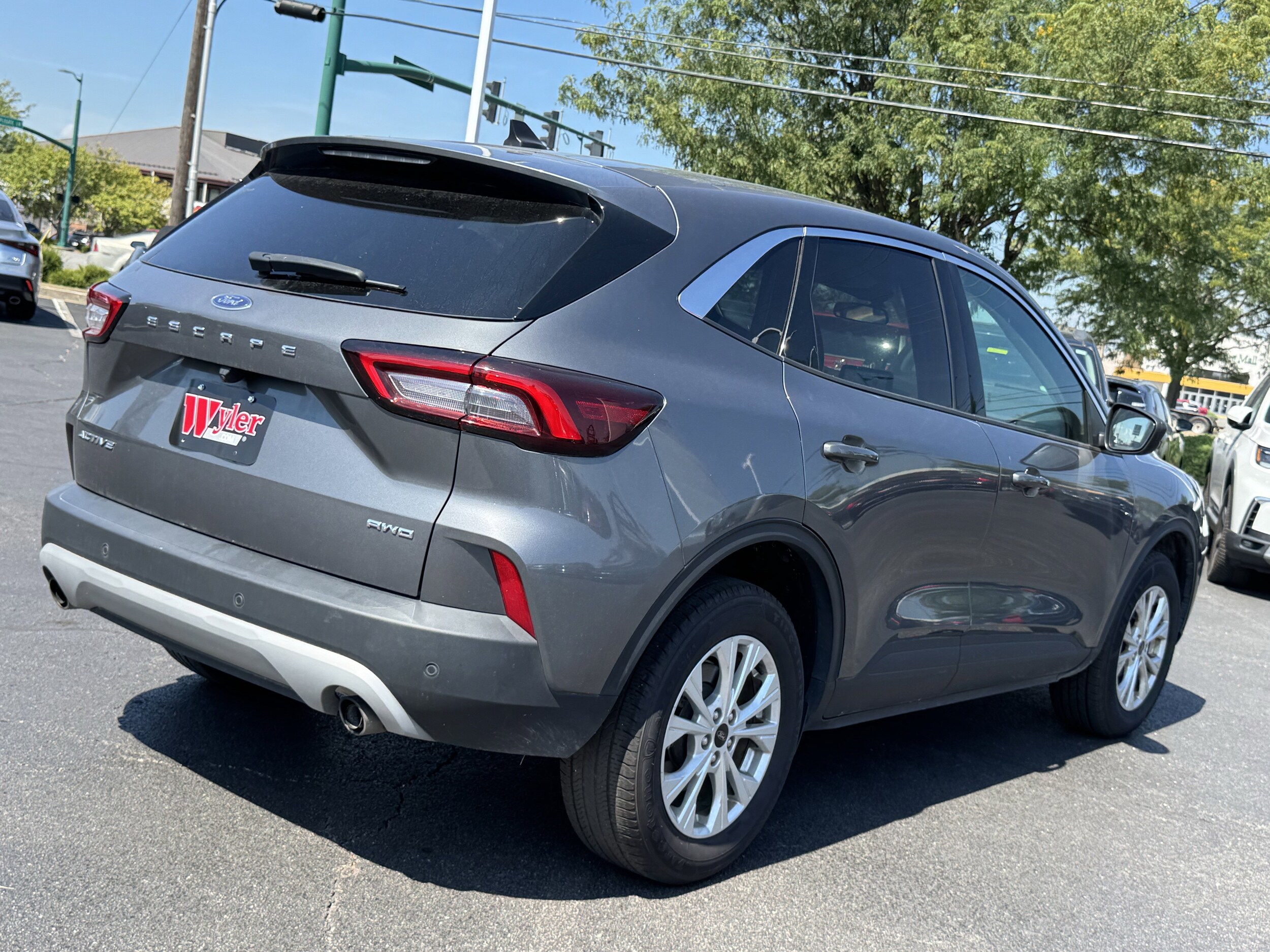 2023 Ford Escape Active photo 3