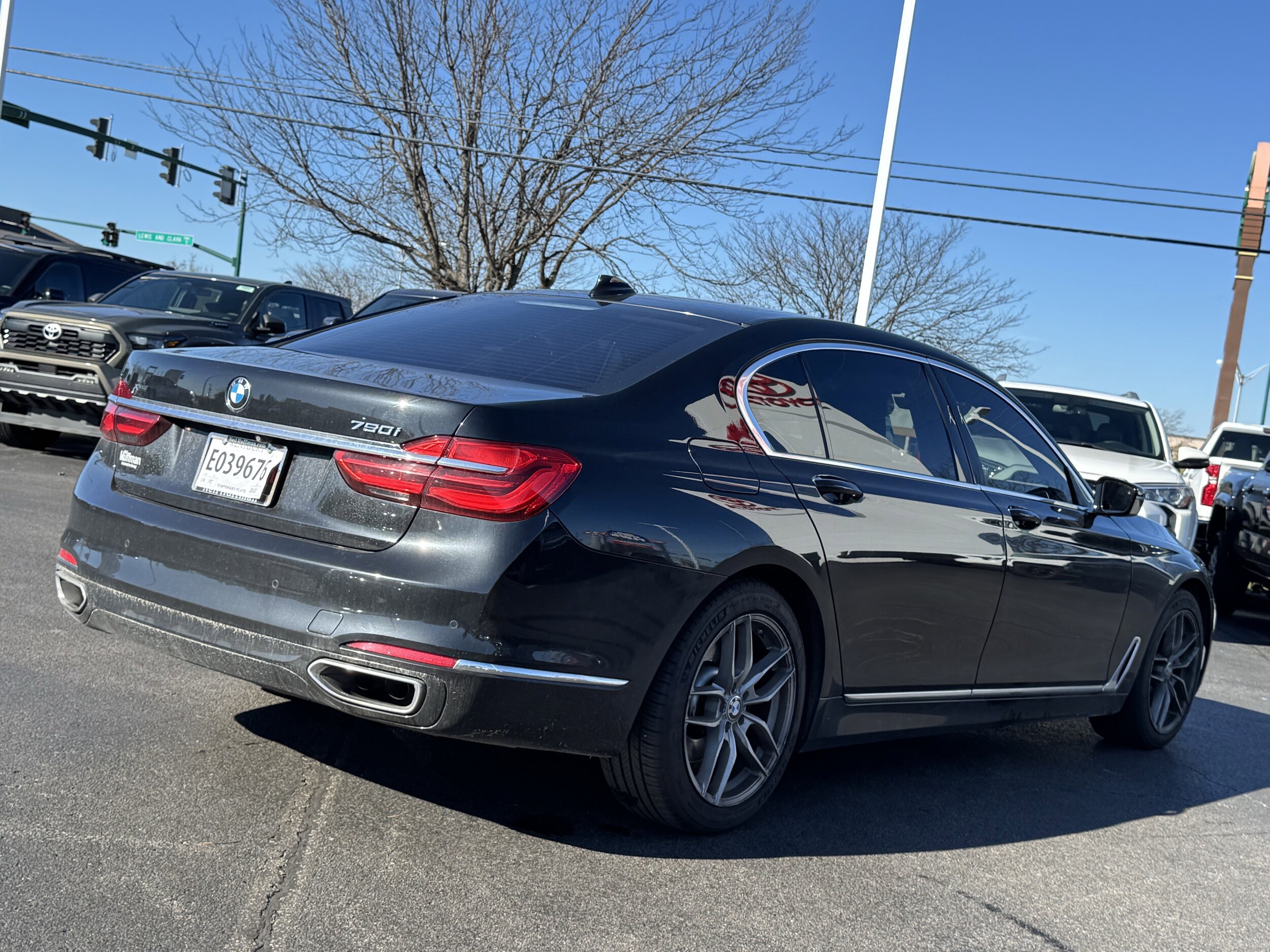 2018 Bmw 750i xDrive Sedan photo 3