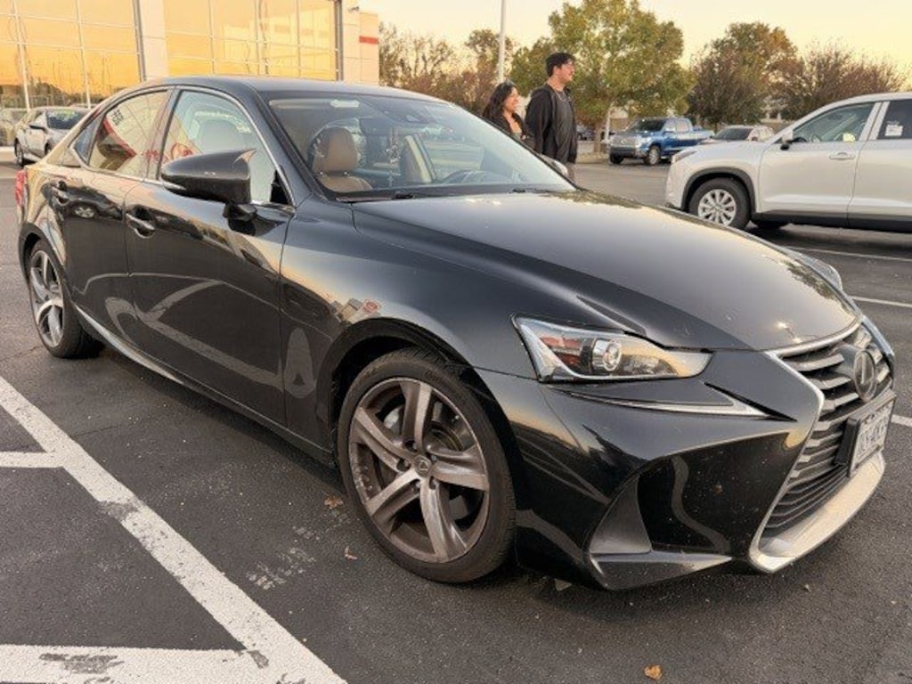 Used 2018 Lexus IS 300  Sedan