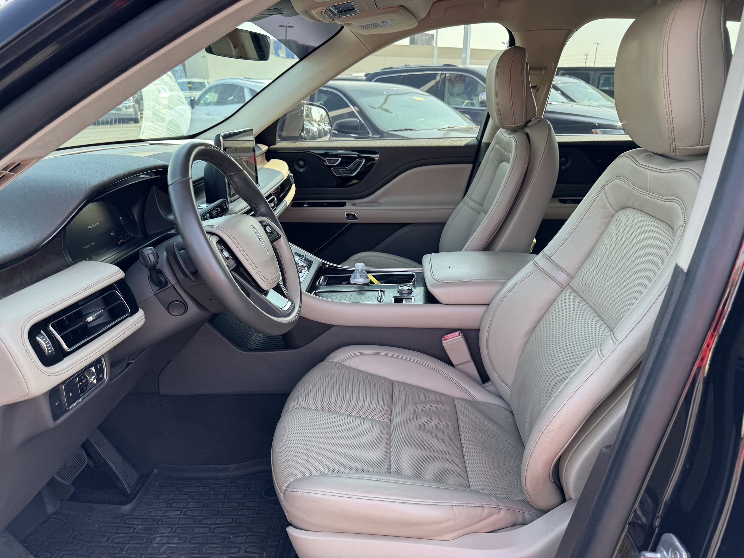 2020 Lincoln Aviator Reserve photo 2