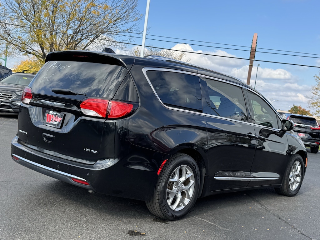 Used 2019 Chrysler Pacifica Limited Van Passenger Van