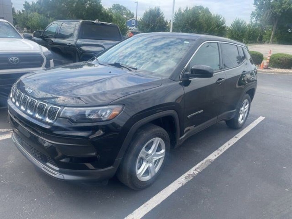 Used 2023 Jeep Compass Sport SUV
