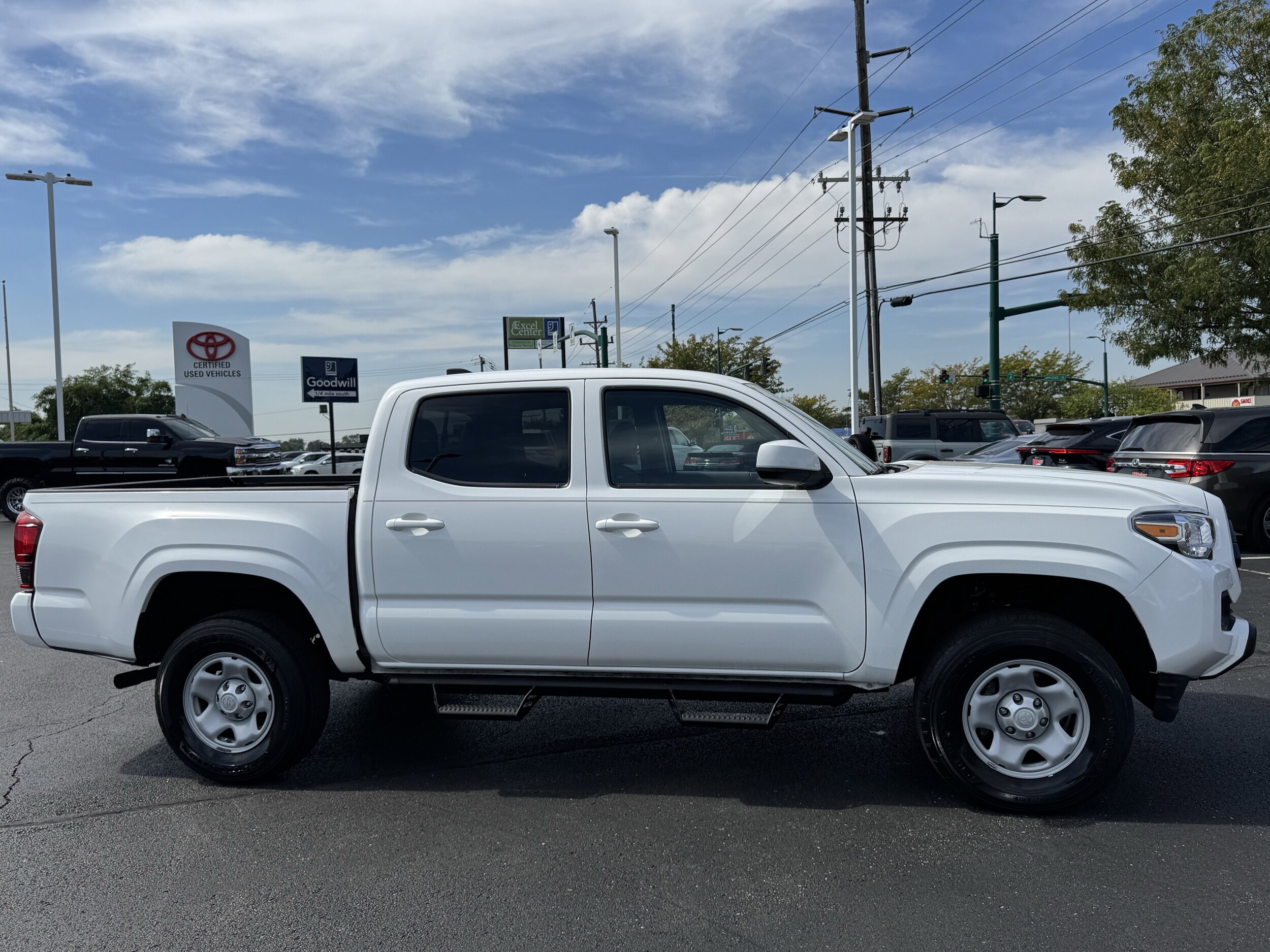 2023 Toyota Tacoma SR V6 Double Cab photo 2