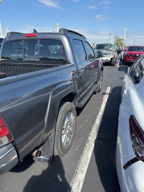 2014 Toyota Tacoma 4x4 Double Cab photo 2