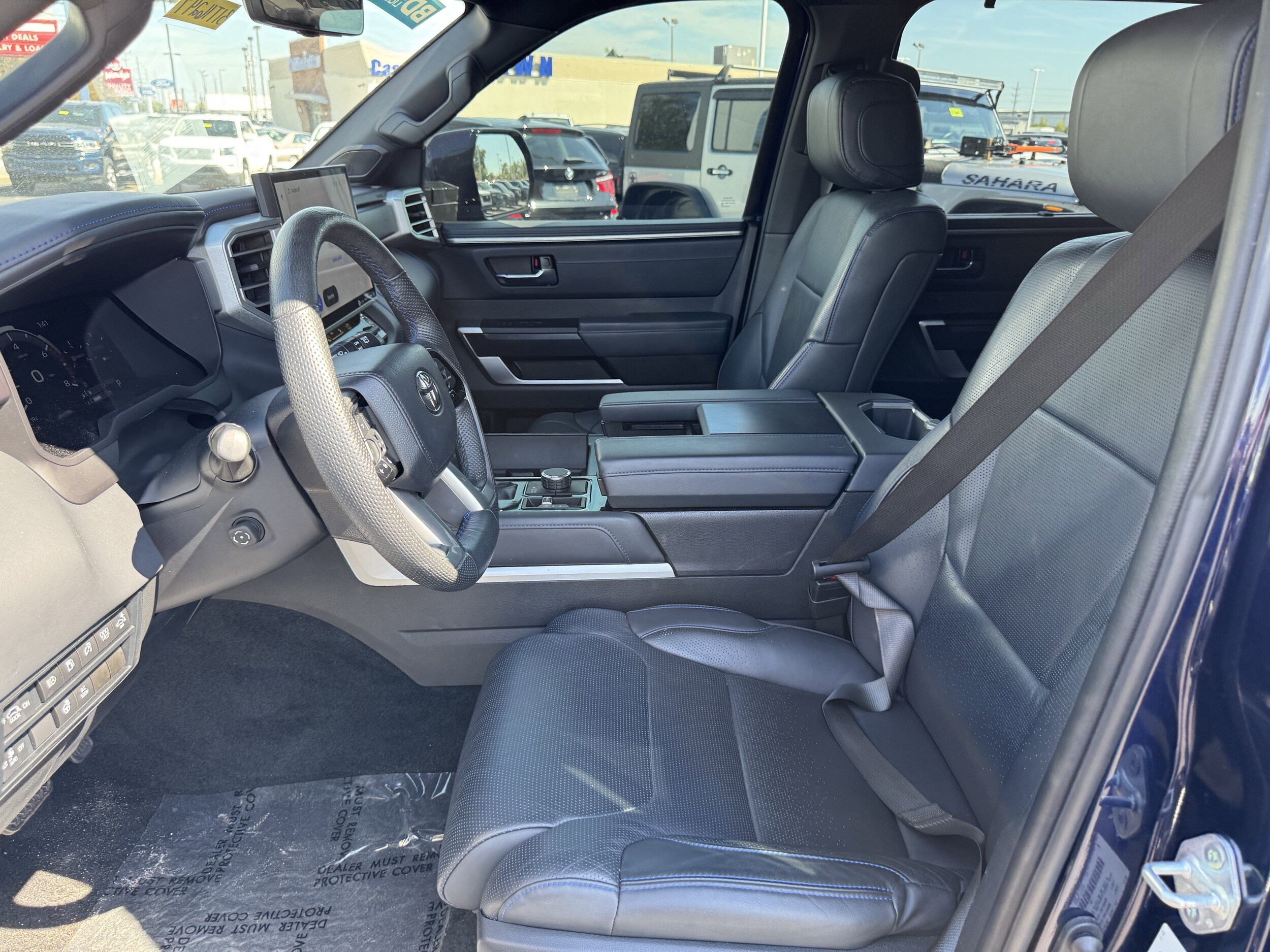 2023 Toyota Sequoia Platinum photo 3