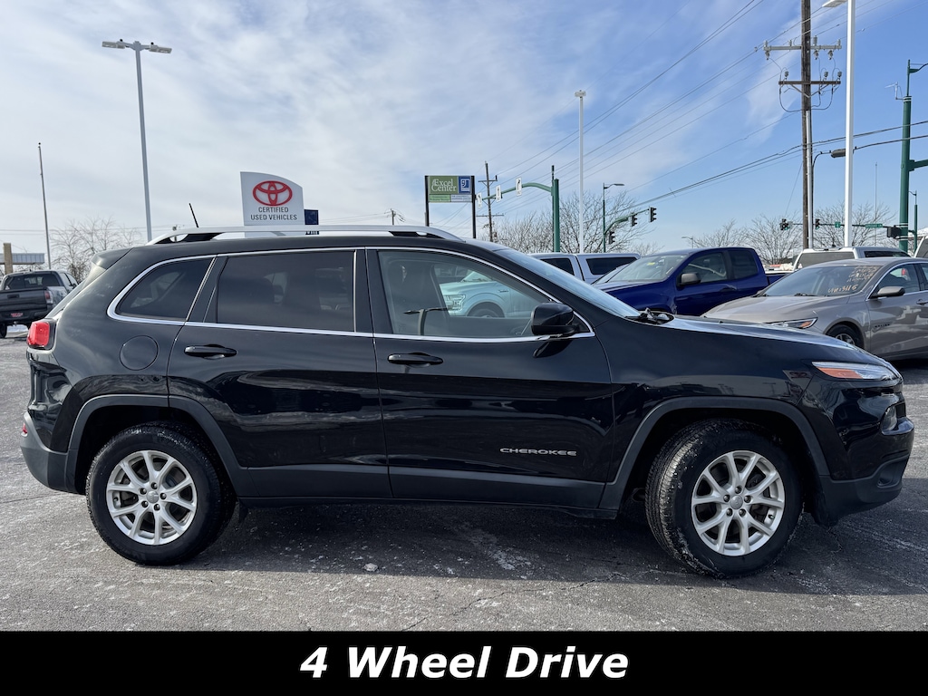 Used 2015 Jeep Cherokee Latitude 4x4 SUV