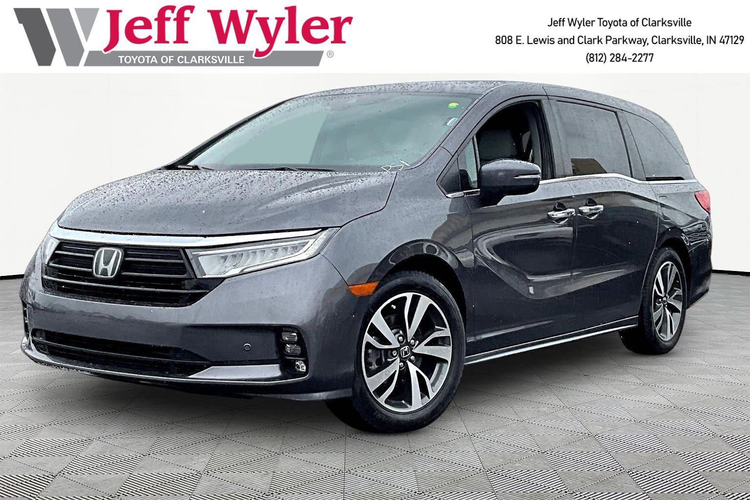 2023 Honda Odyssey Touring's photo