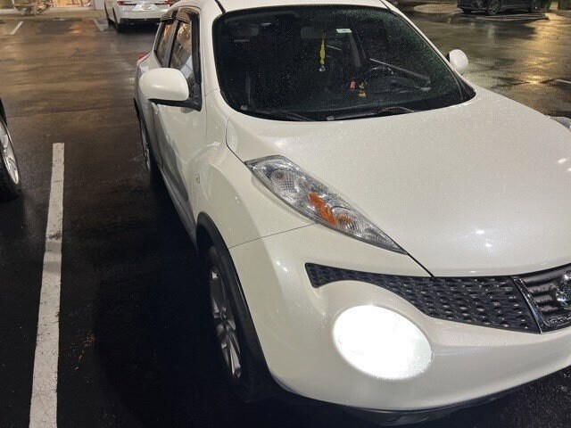 2014 Nissan Juke SL photo 2