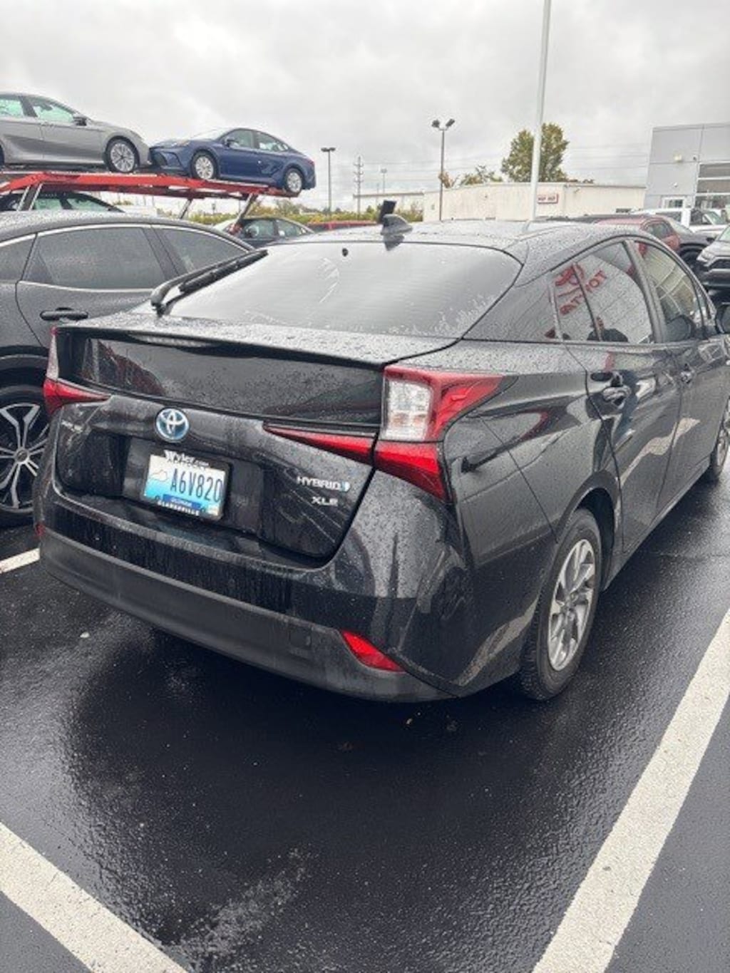 Used 2022 Toyota Prius L Hatchback