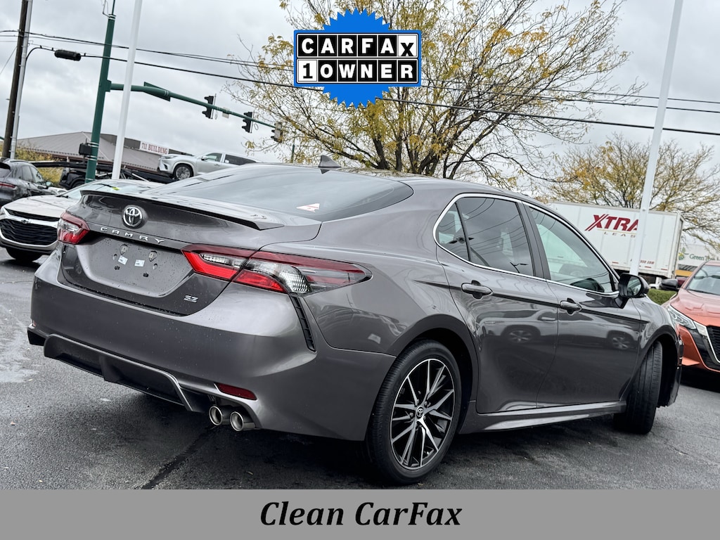 Used 2024 Toyota Camry SE Sedan