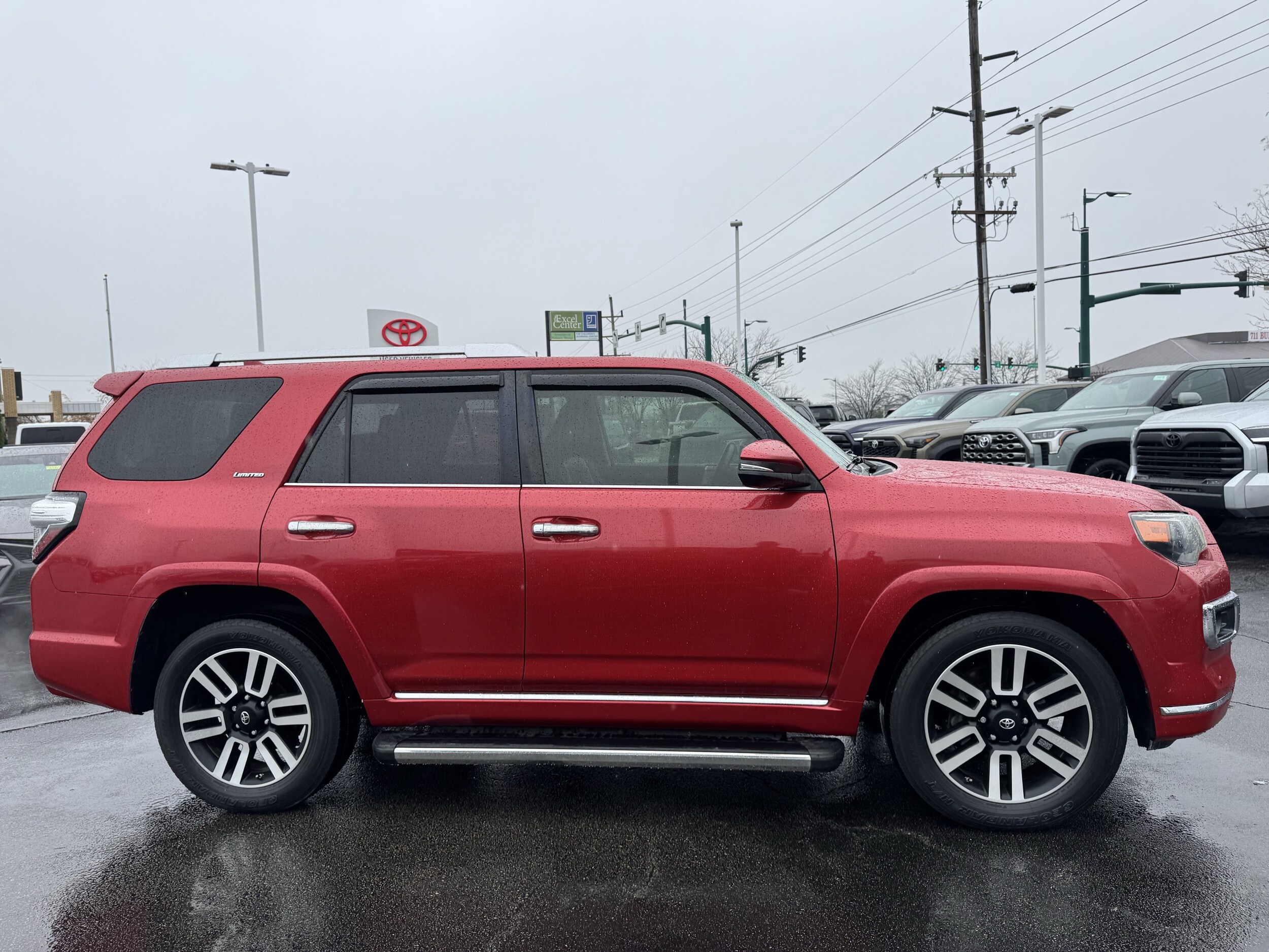 2016 Toyota 4Runner V6 Limited photo 2